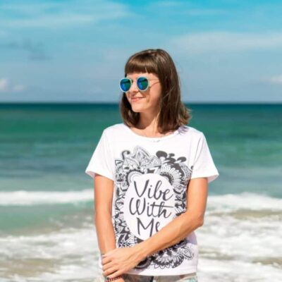 Good Vibes Women's Tee